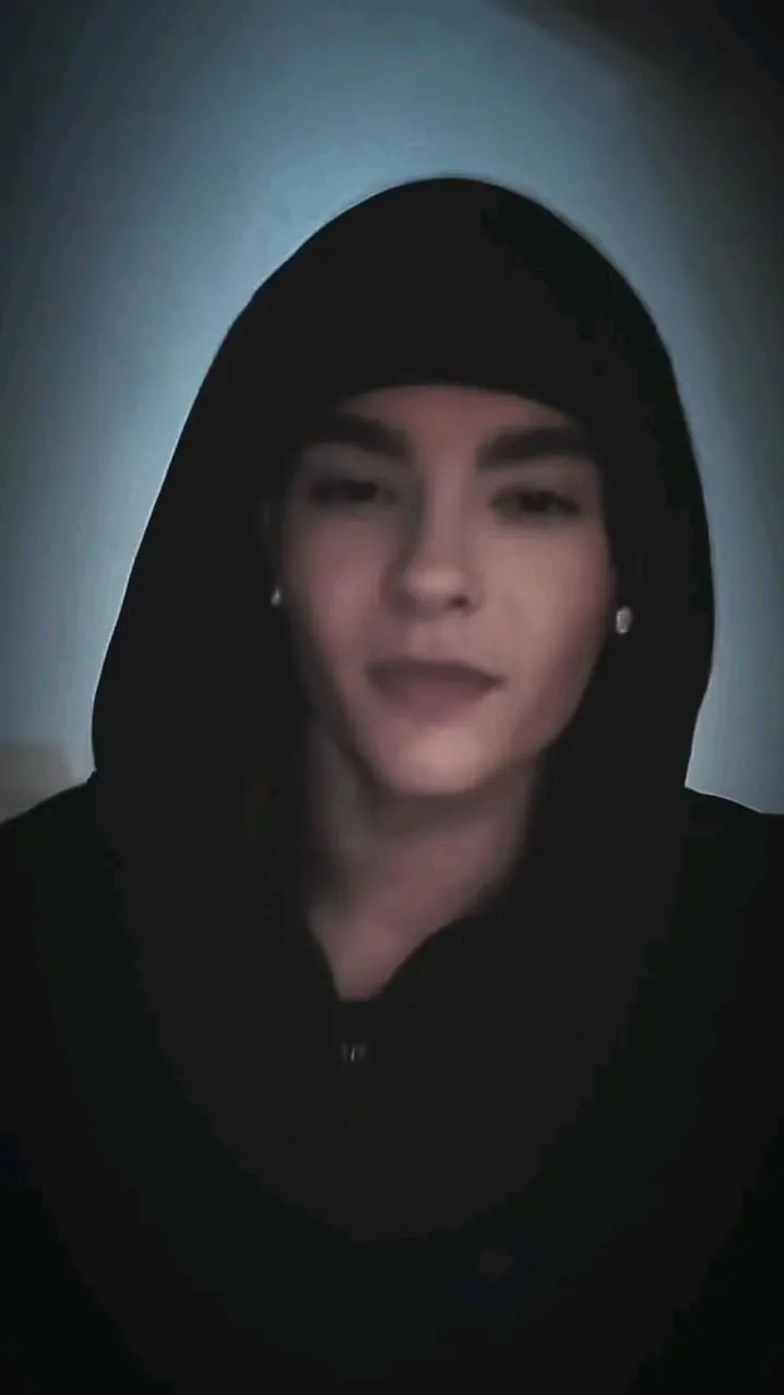 ai character: Tom Kaulitz  background