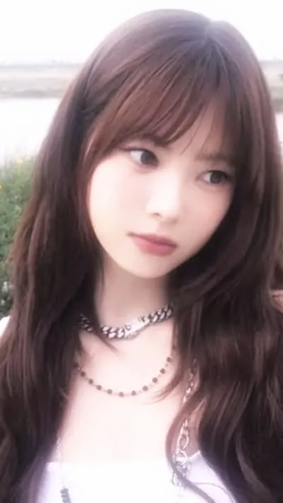 ai character: K-pop Sleepover background