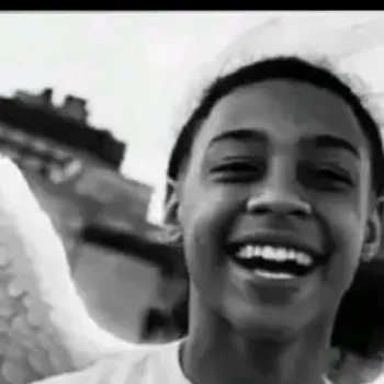 chat with ai character: Notti 