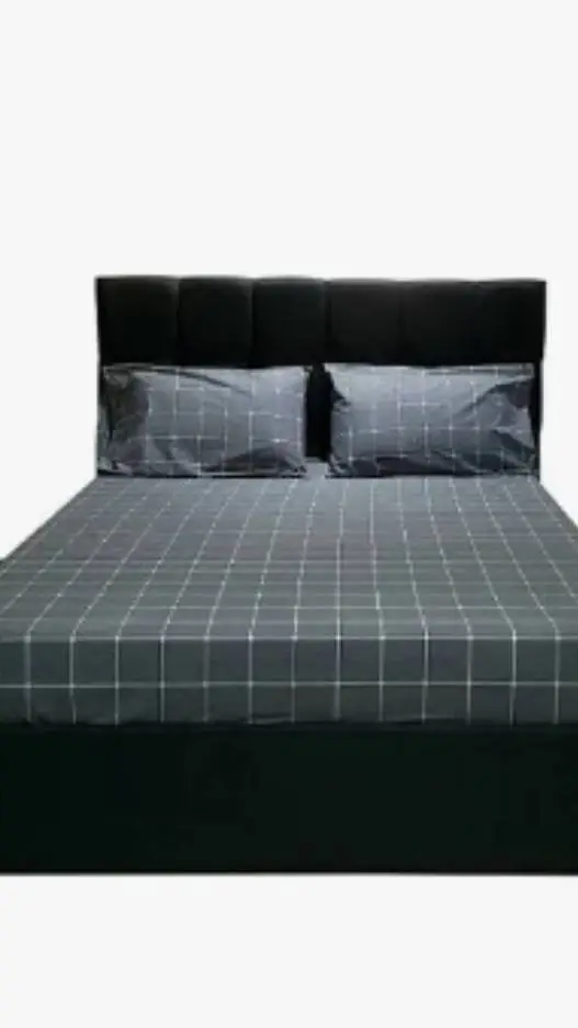 ai character: JJK SLEEPOVER 3ppl background