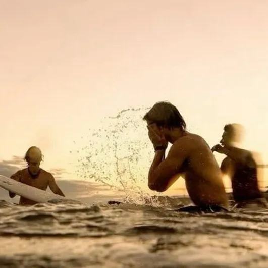 chat with ai character: ‘   obx 🌴 !