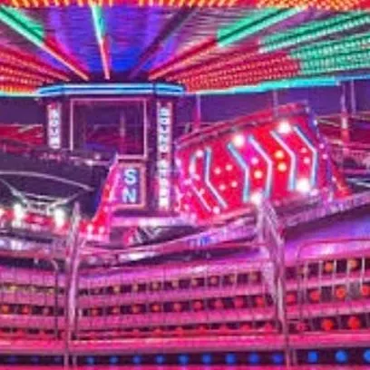 chat with ai character: Max at the Waltzer