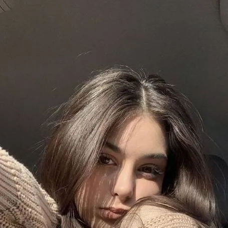 chat with ai character: Lily