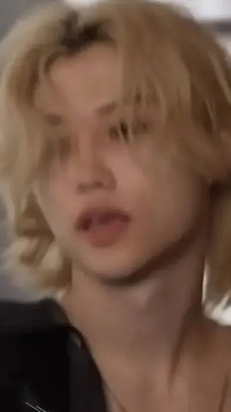 ai character: Nicole Robles background