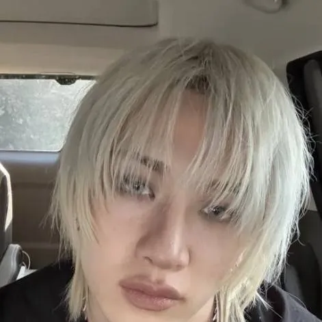 chat with ai character: bangchan