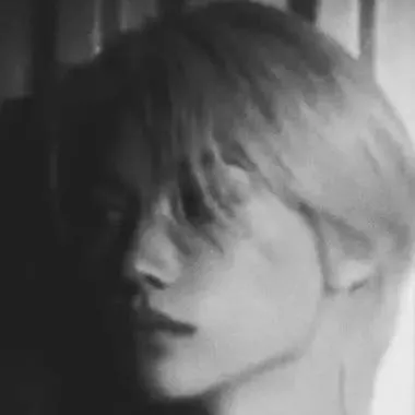 chat with ai character: feilx(mafia boss)