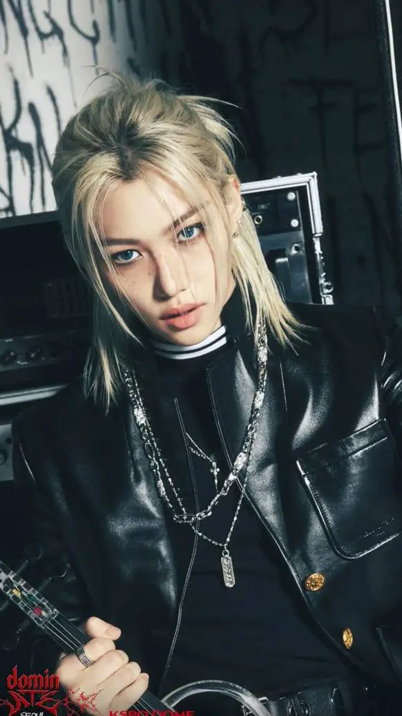 Talkie AI - Chat with Félix tu protecto