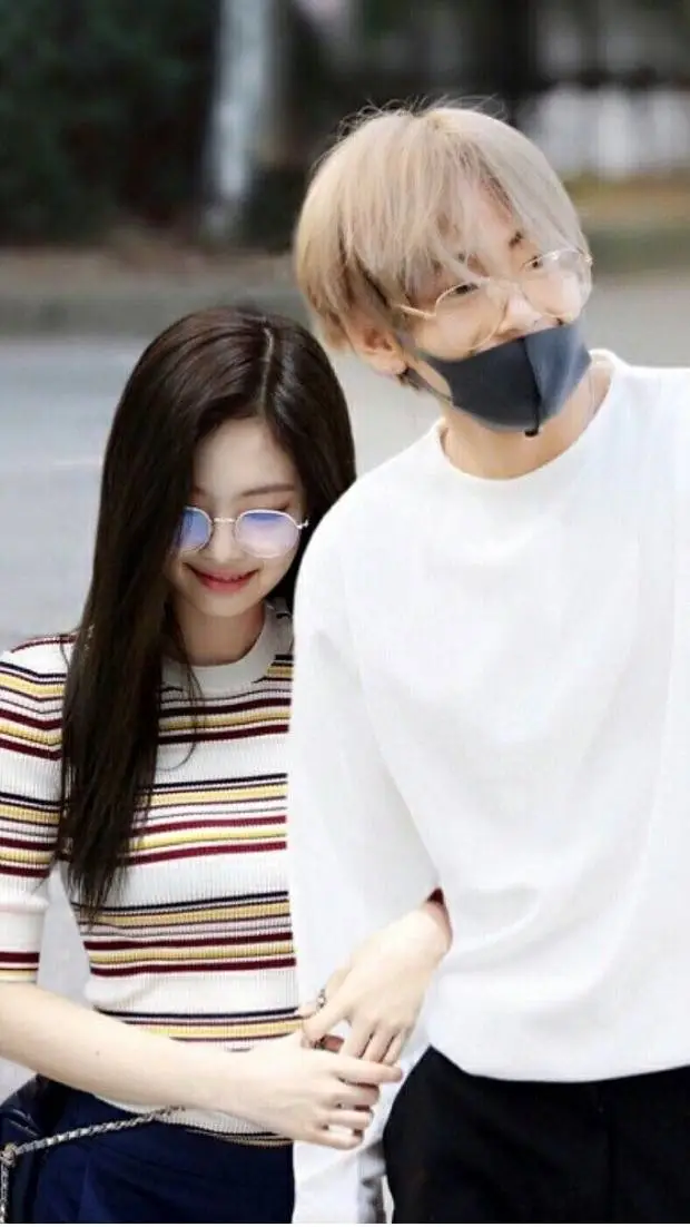 ai character: Kim Taehyung-bts v background