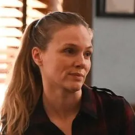 chat with ai character: Hailey Upton