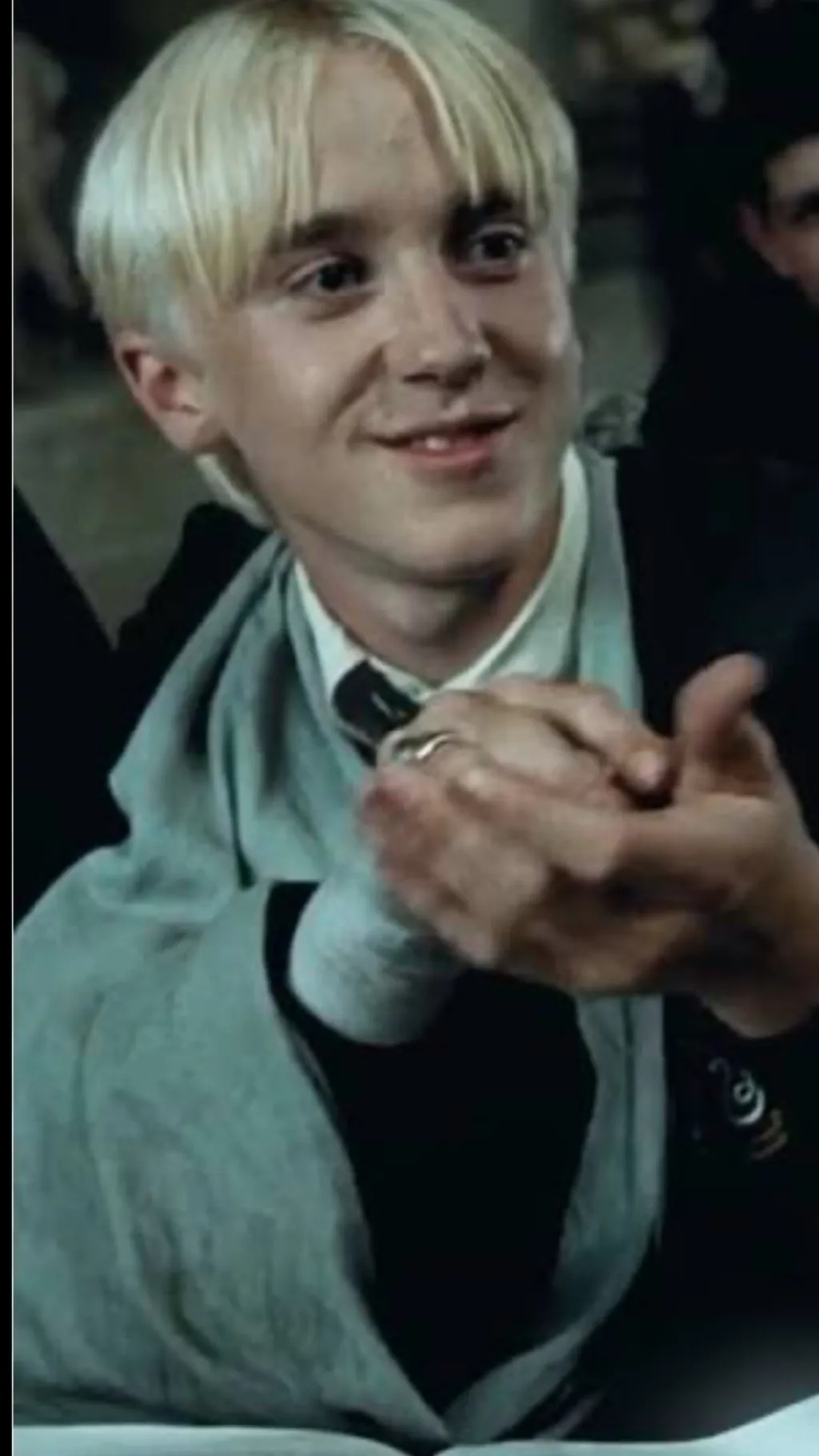 ai character: Draco L malfoy  background