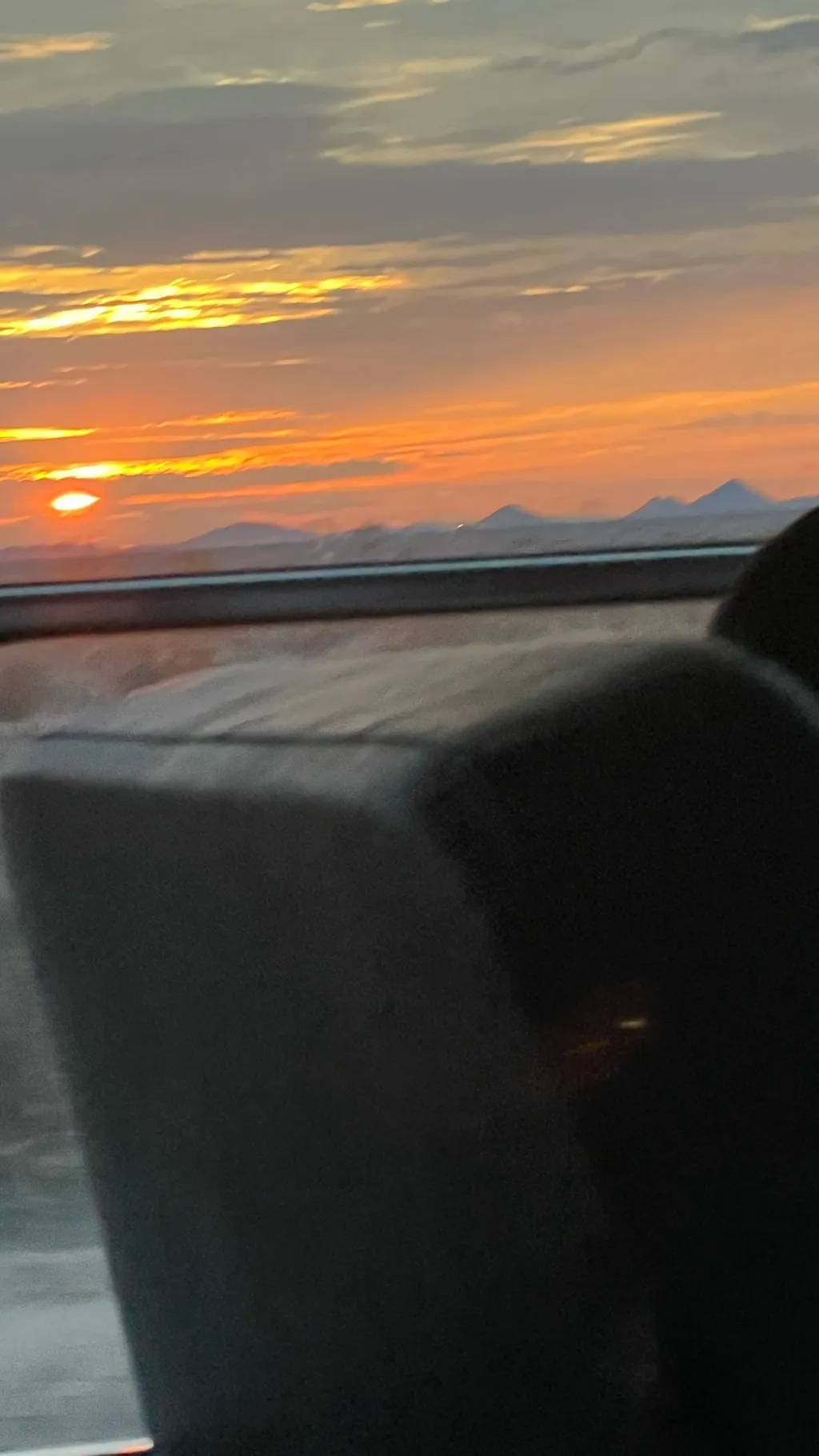 ai character: Busiscrazy background