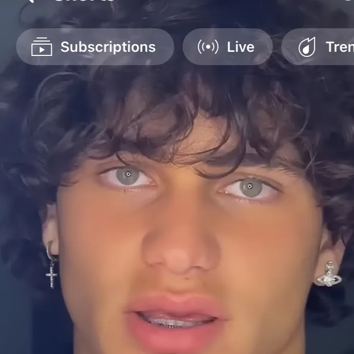 chat with ai character: Ryan