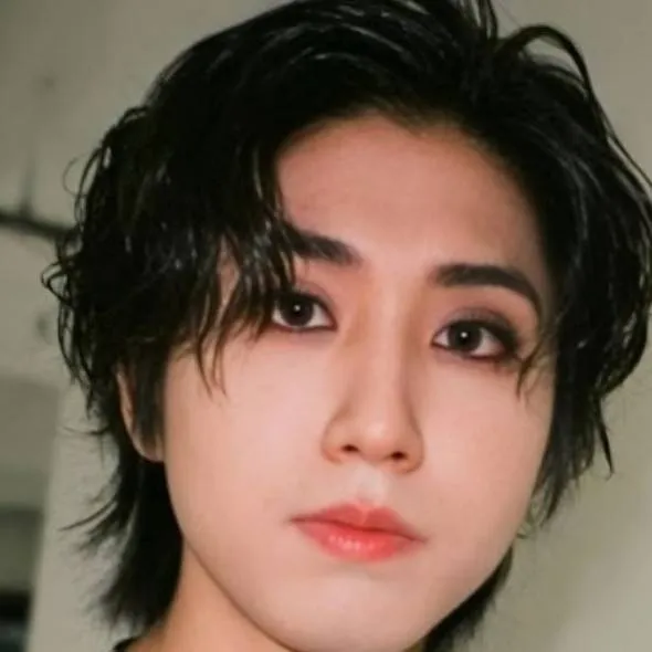 chat with ai character: Han Jisung 