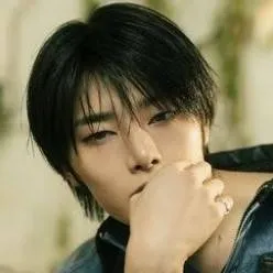 chat with ai character: I.N-ah~