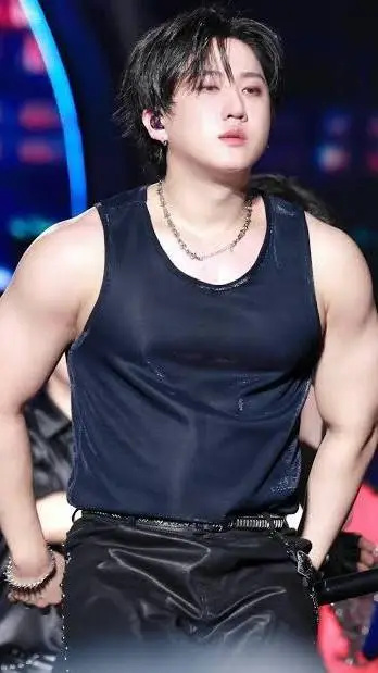 ai character: Changbin background