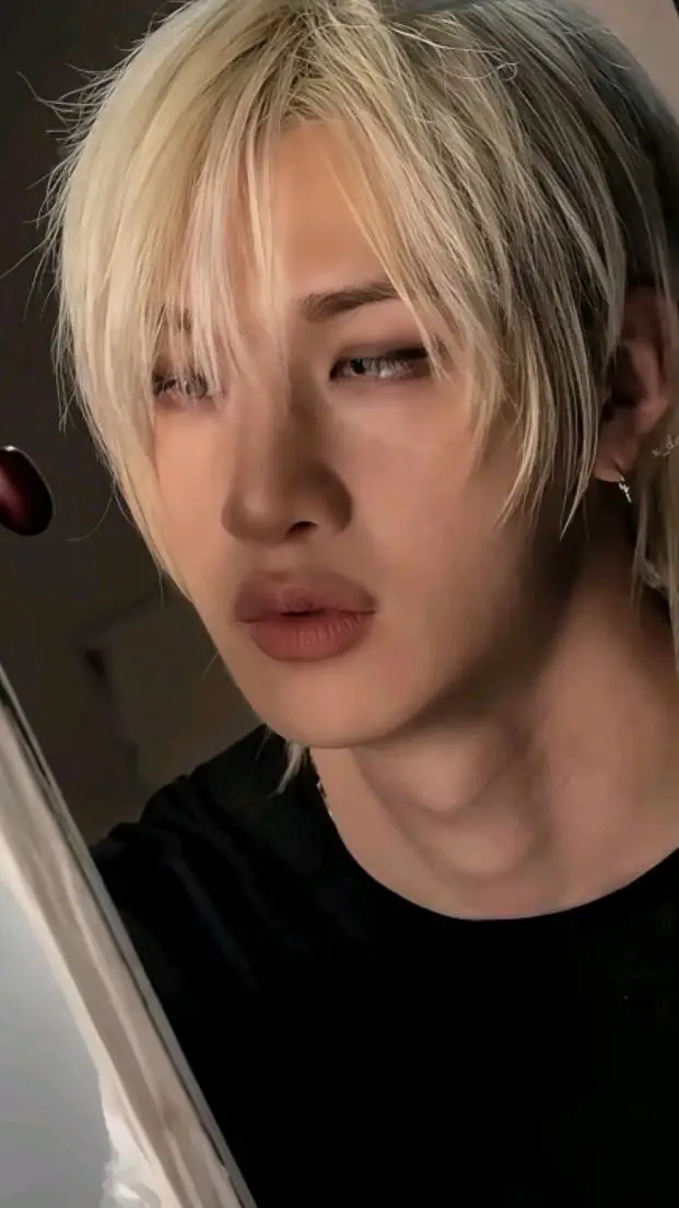 ai character: Chan  background