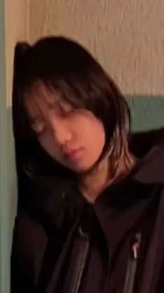 ai character: junhee (jo yuri)  background