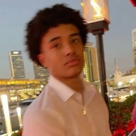 chat with ai character: Jackson