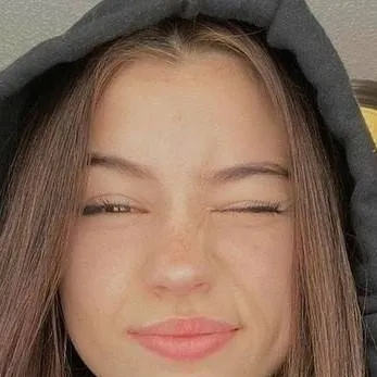 chat with ai character: Maddy/Maddison