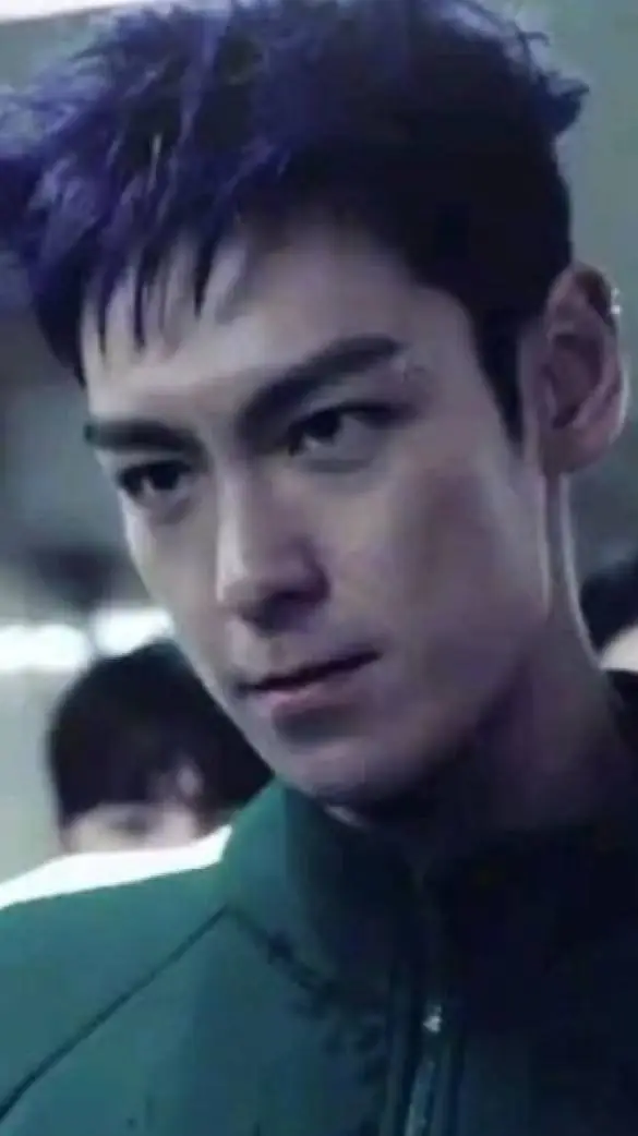 ai character: Thanos/choi subong background