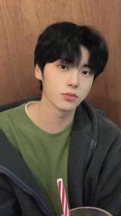 ai character: Kai background