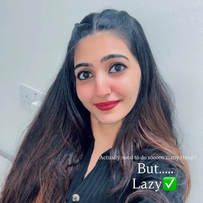 chat with ai character: Aparna Chakratt