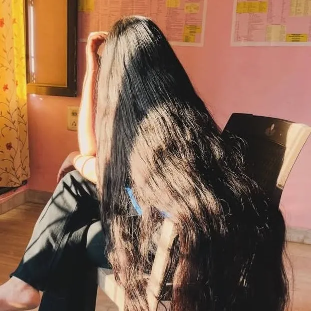 chat with ai character: Vinu