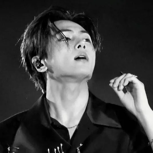 chat with ai character: ~Jay~