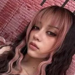chat with ai character: Megan katseye