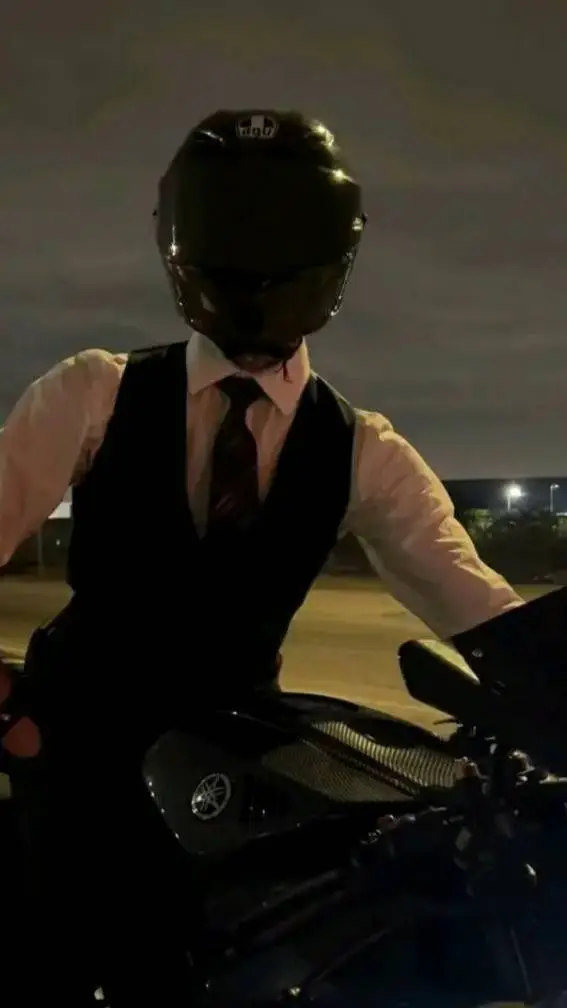 ai character: ♧natan♧ background