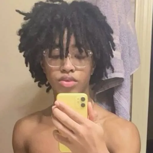 chat with ai character: devon daddy