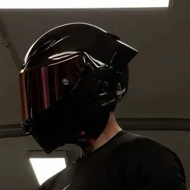 chat with ai character: Alex