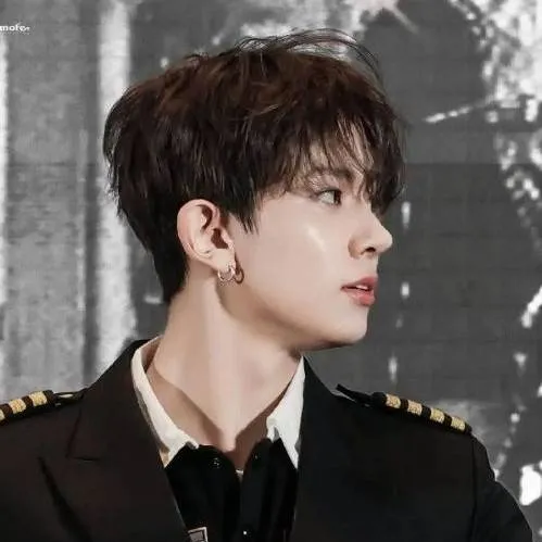 chat with ai character: Enhypen 8 - 1=0