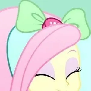 chat with ai character: fluttershy linda 