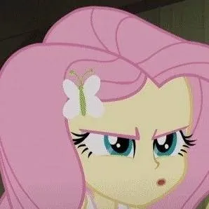 chat with ai character: fluttershy te ama