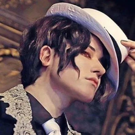 chat with ai character: 🤍Muzan Kibutsuji❤️