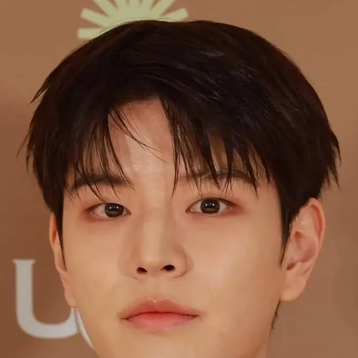 chat with ai character: Skz Mafiaa