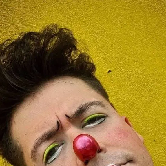 chat with ai character: costel 