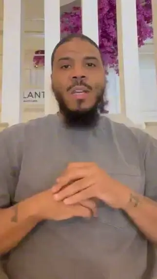 Talkie AI - Chat with Mutah Beale