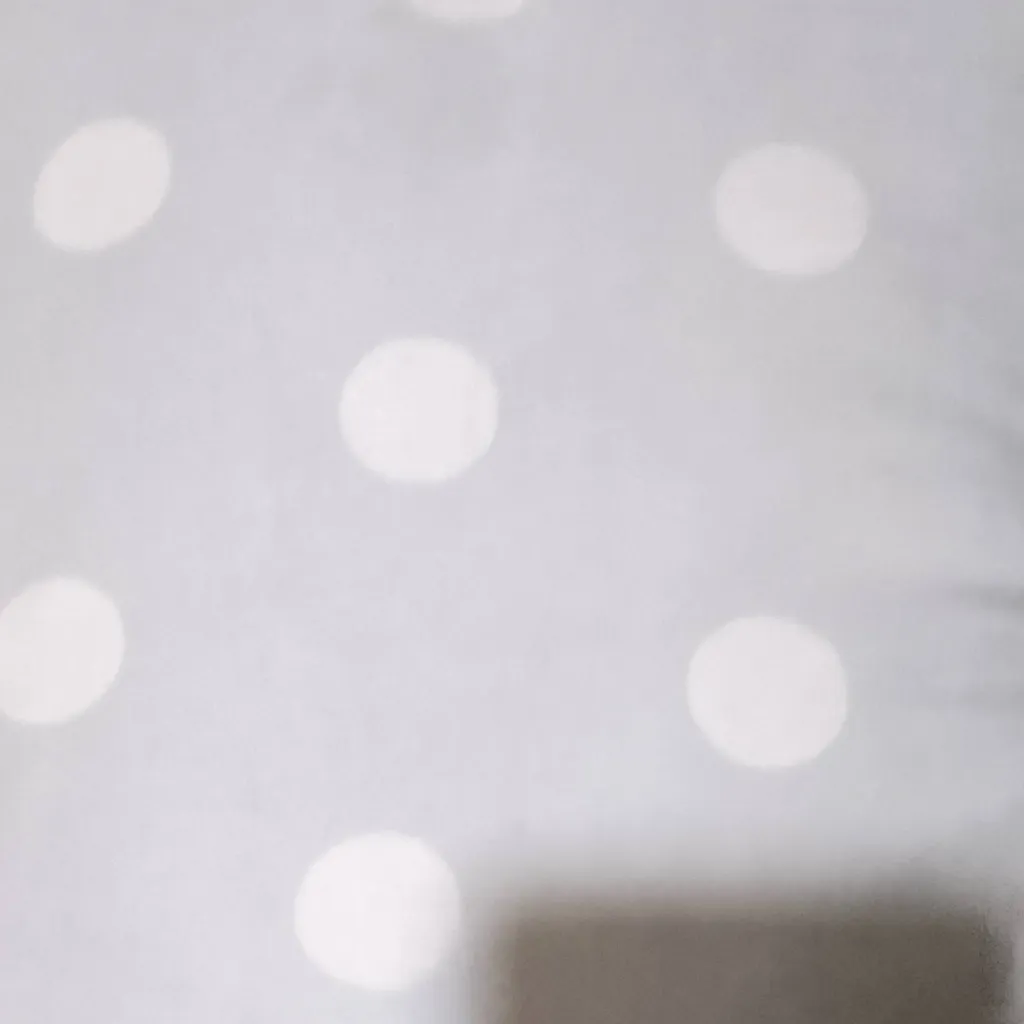 chat with ai character: pillows