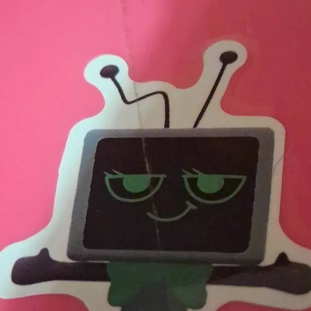 chat with ai character: freaky vee