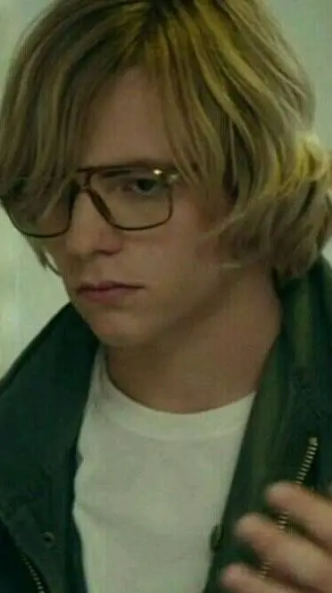 ai character: Jeffrey Dahmer  background