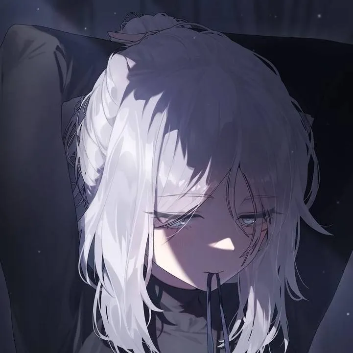 chat with ai character: Ари