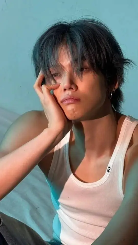 ai character: Choi Yeonjun 😻💯 background