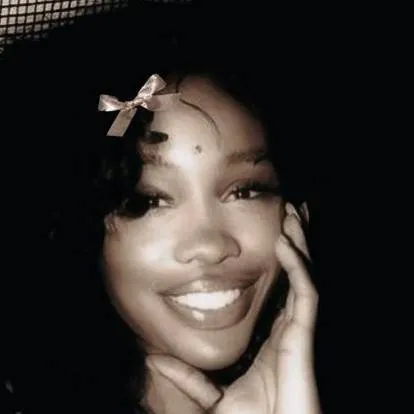 chat with ai character: Melody Dyer