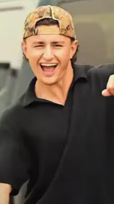 ai character: Aidan background