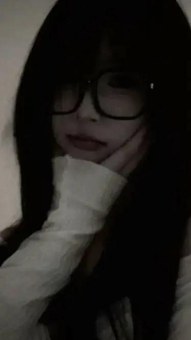 ai character: Kristel background