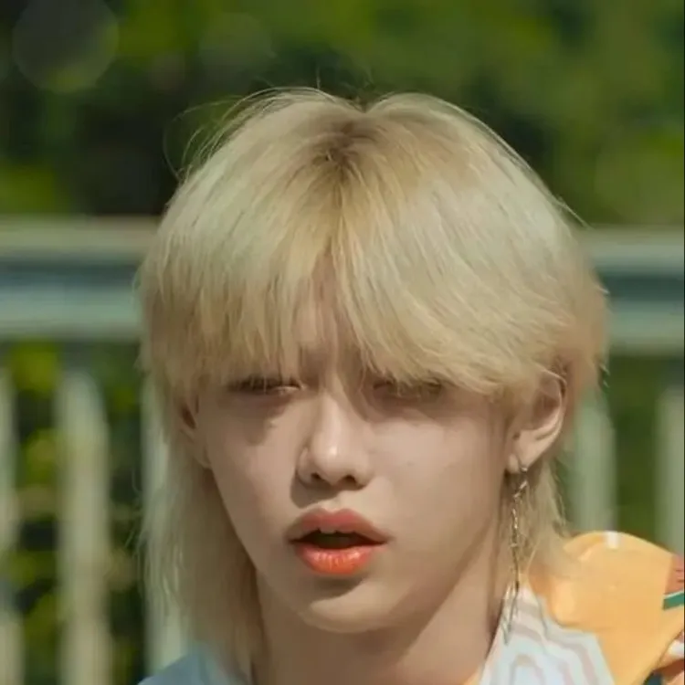 chat with ai character: Cutie pie Felix 