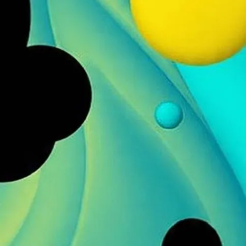 chat with ai character: serios con alegres