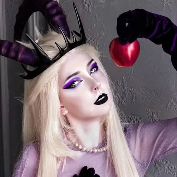 chat with ai character: lilith 